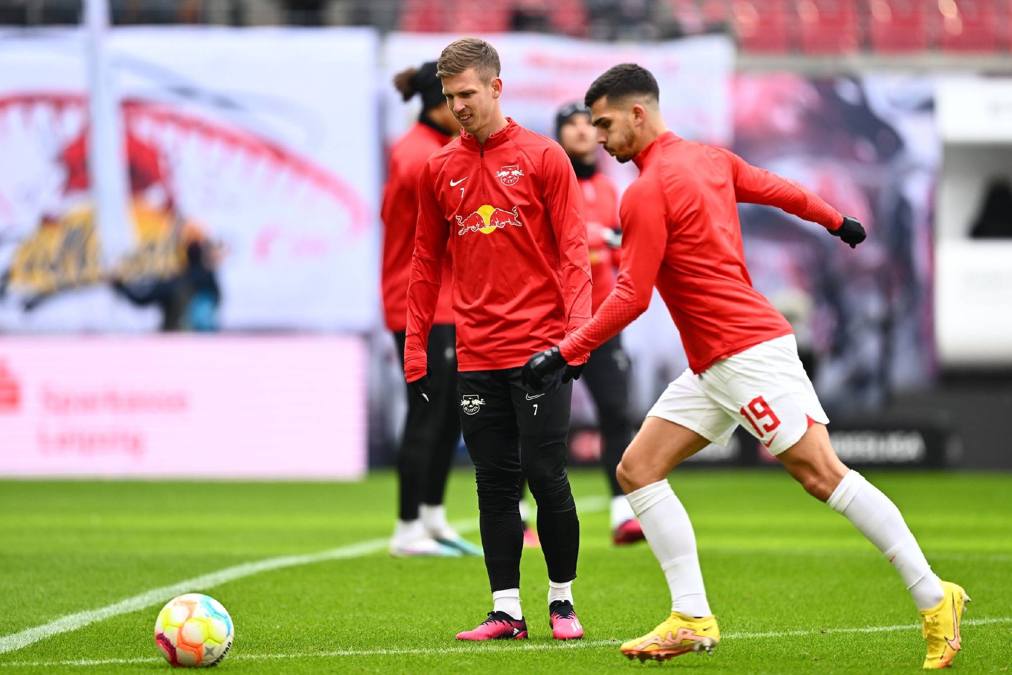 世俱杯分组-门兴格拉德巴赫客场取胜，开门黑赛季开局的简单介绍