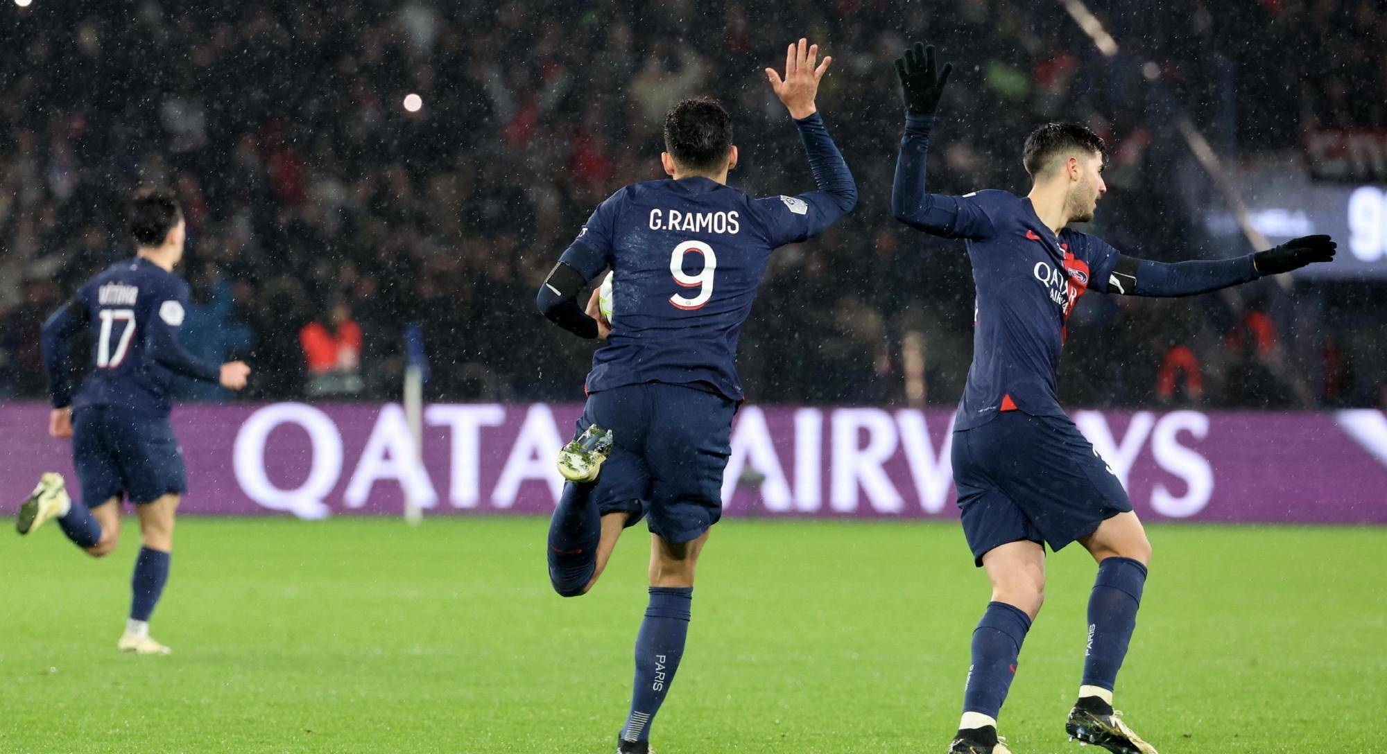 世俱杯-包含巴黎圣日耳曼备战法国杯比赛，球队士气高涨的词条