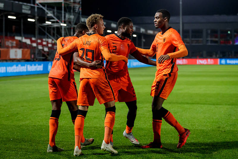 磅礴壮举！欧洲杯预选赛战团结合作的简单介绍