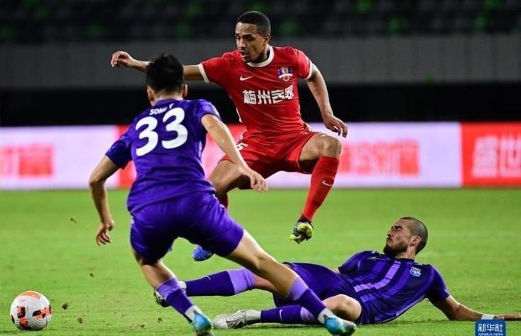 关于上海上港迎战国际顶级对手的信息