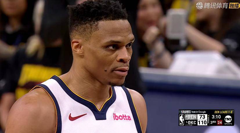 维陶斯核心队在主场比赛中大获全胜