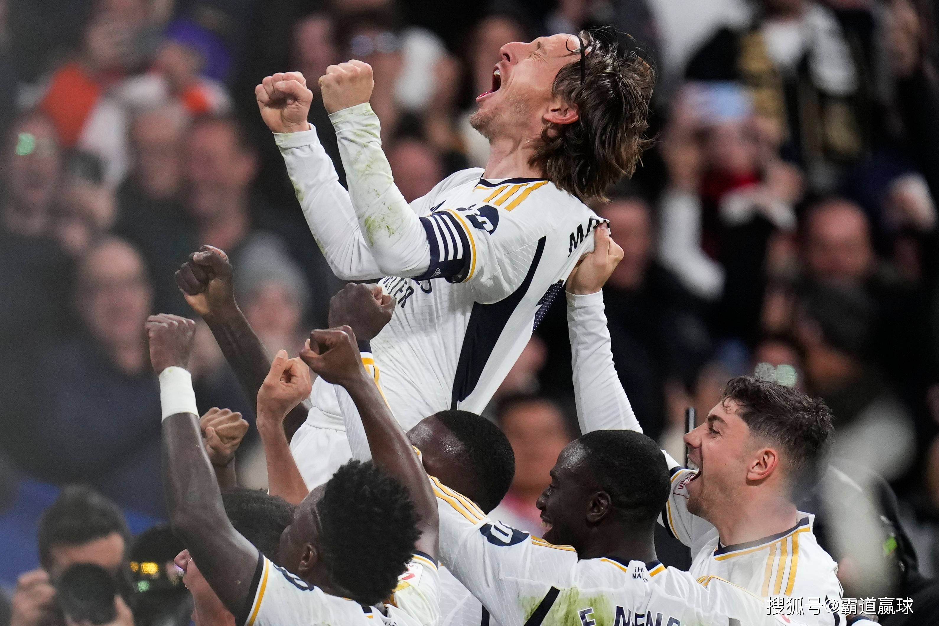 关于亚特兰大击败对手，凭借强势晋级下一轮的信息