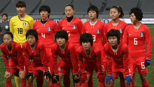 日本女足在比赛中发挥失常，遭淘汰