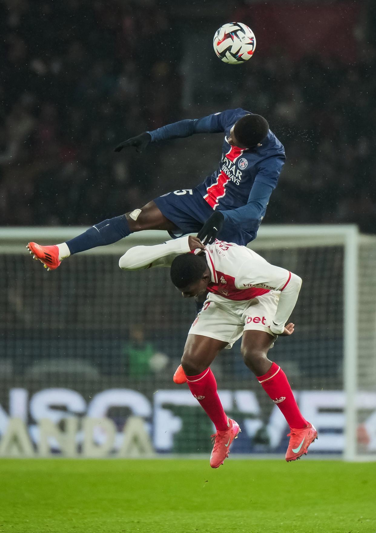 世俱杯改制-法国足球赛场上磕磕绊绊，期待突破