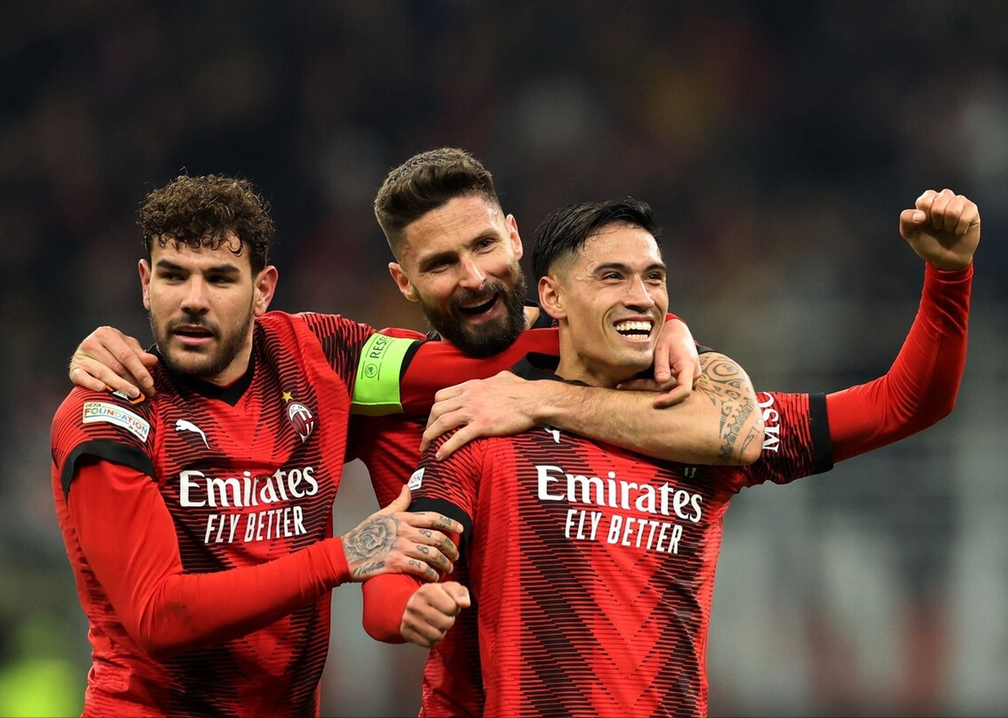 AC米兰球迷士气高昂，声援球队战胜强敌