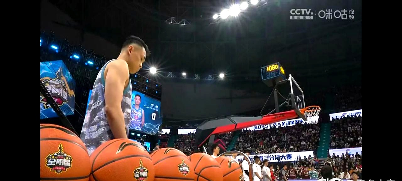 河南男篮全队状态火爆，轻松赢下关键比赛