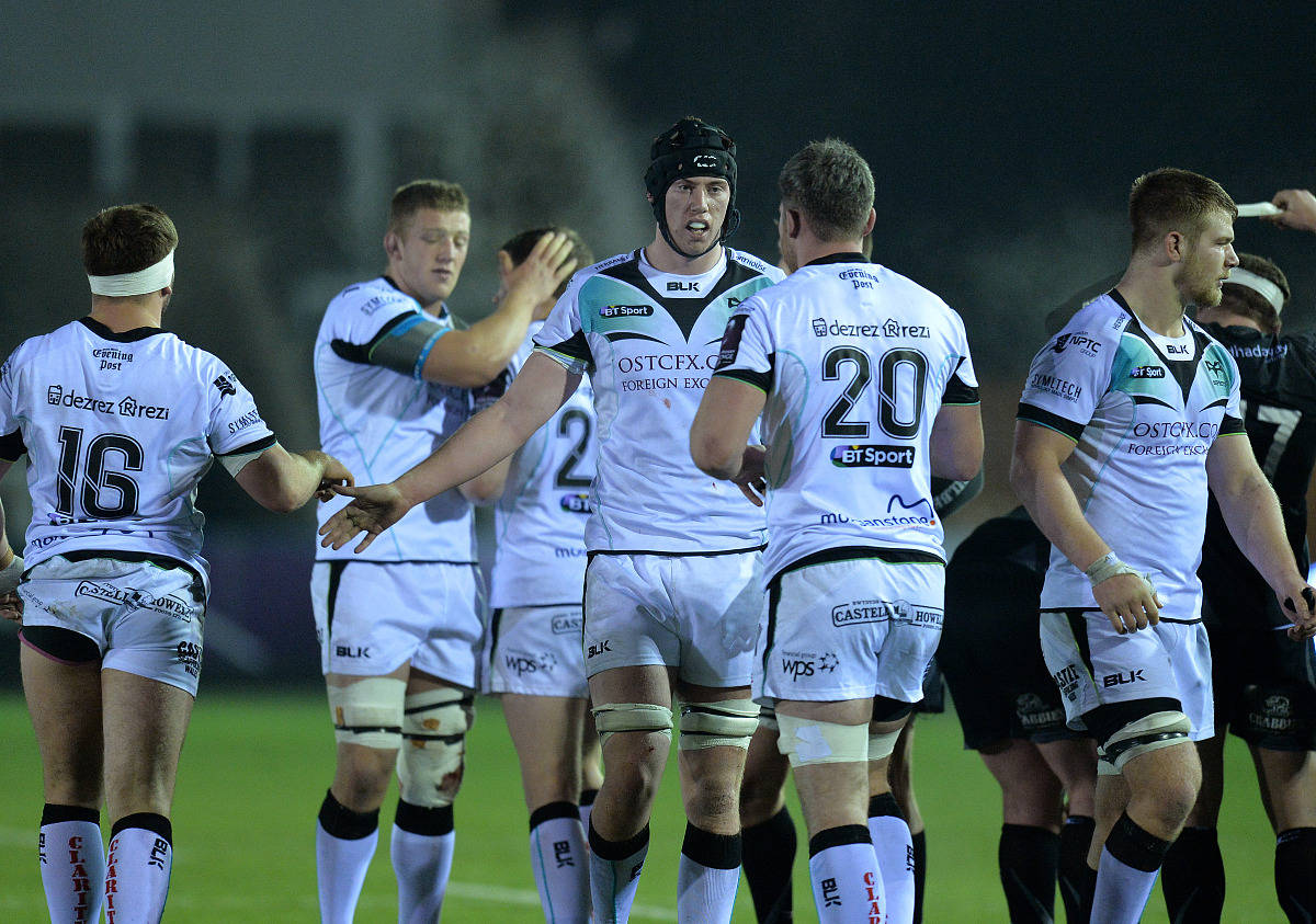 世俱杯分组-鹿岛鹿角挑战广岛三箭，欲取得胜利保持领先的简单介绍