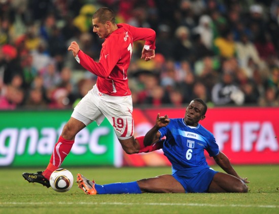 世俱杯参赛资格-瑞士队击败贝宁，排名小组第二