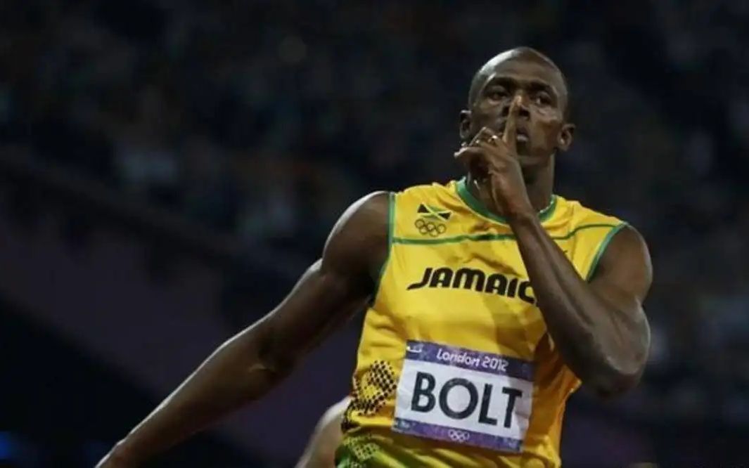 世俱杯参赛资格-英国田径运动员勇夺男子百米冠军，速度惊人