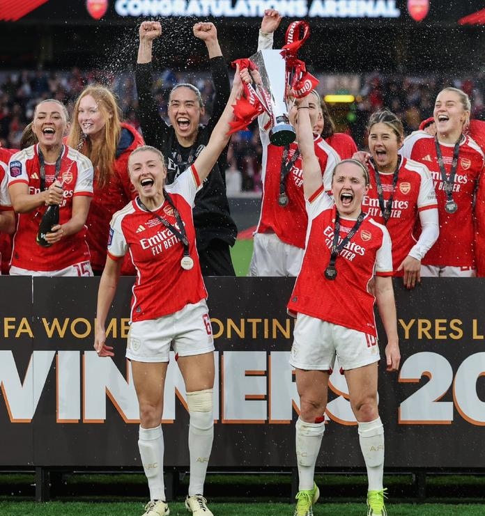 勒沃库森新星大放异彩，带领球队获得胜利