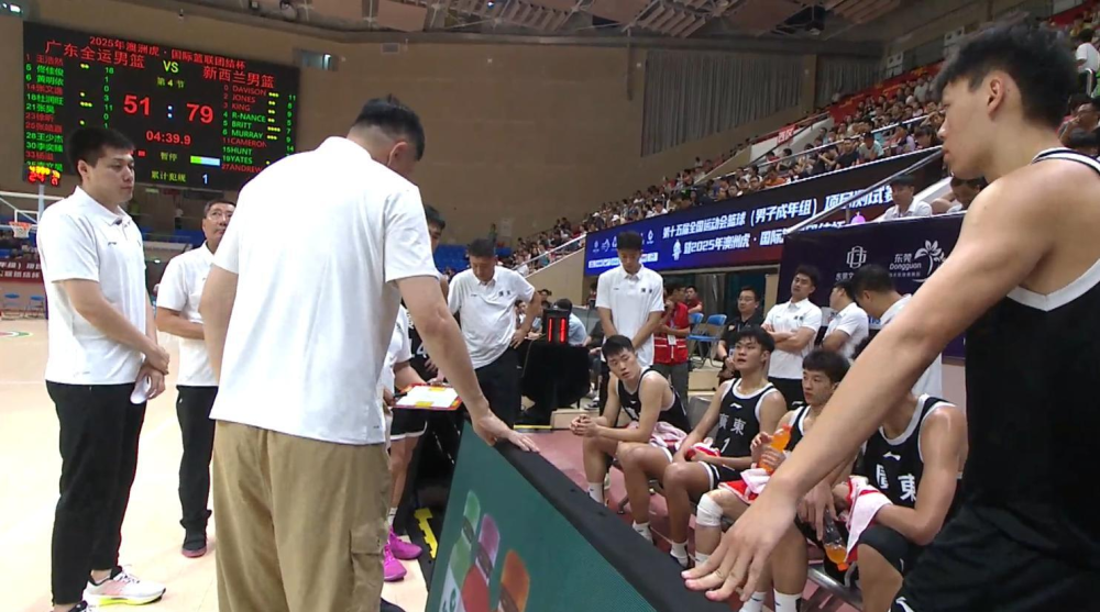 世俱杯决赛-包含山东男篮遭受连败打击，排名急速下滑的词条