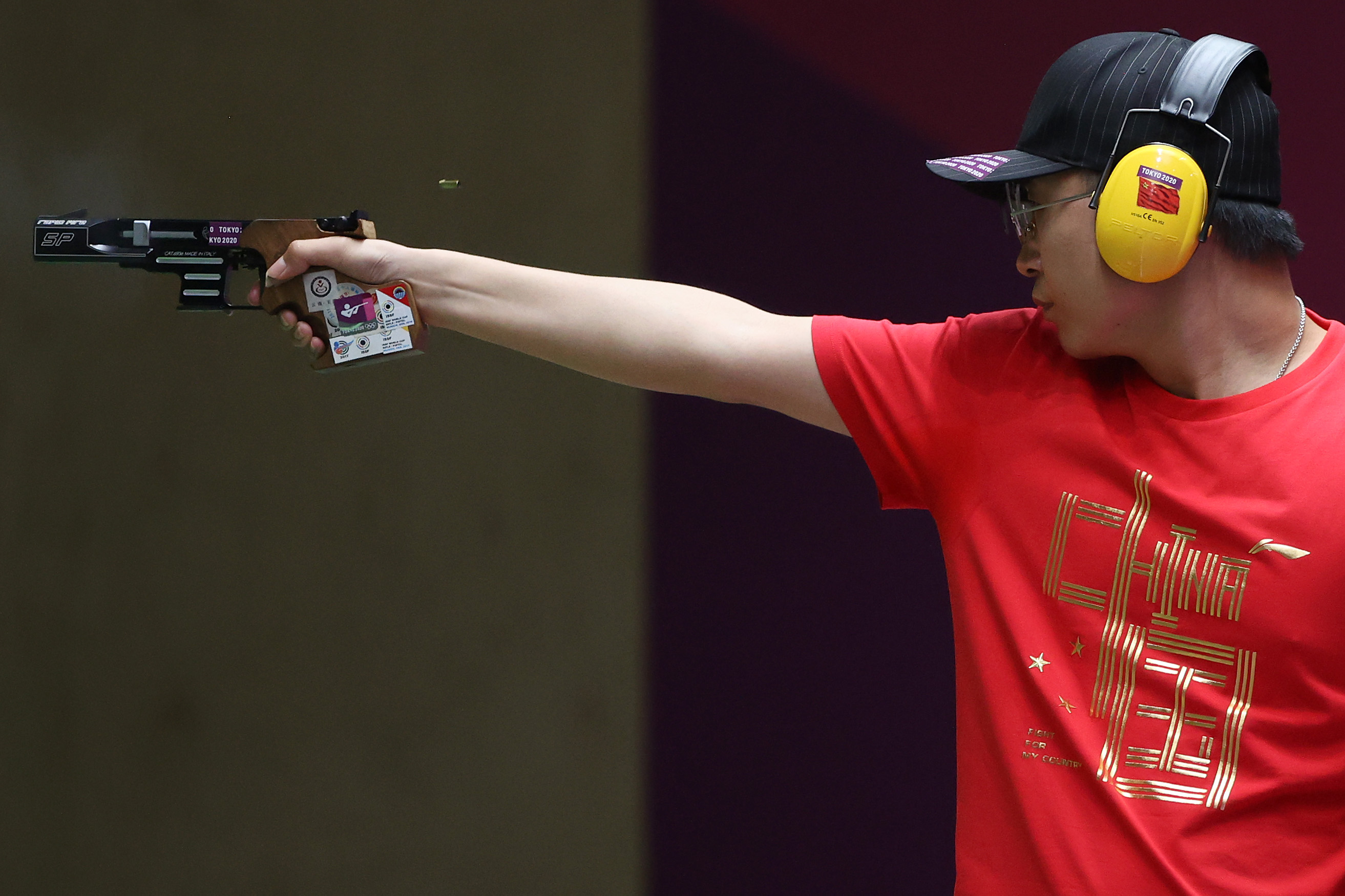 瑞士队千钧一发，惊险晋级欧锦赛资格赛决赛