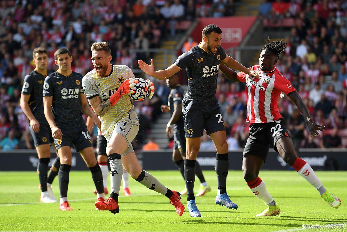 世俱杯分组-门兴格拉德巴赫主场负于凯泽斯劳滕，积分停滞