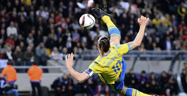 世俱杯决赛-包含棒捷克力克瑞典，成功赢得进入决赛的机会的词条