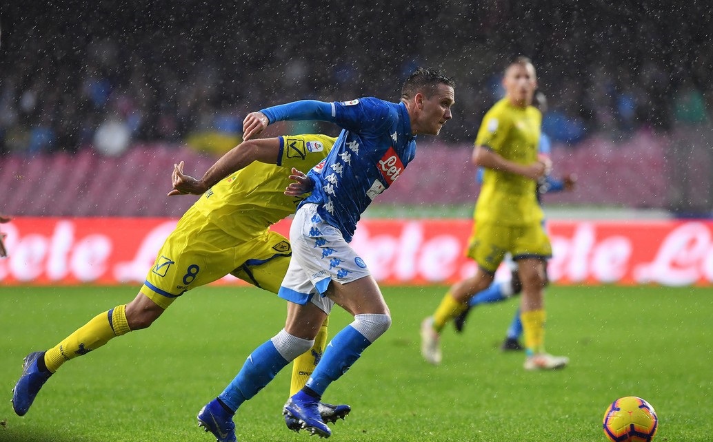 AC米兰连续三轮未能取胜，积分榜垫底