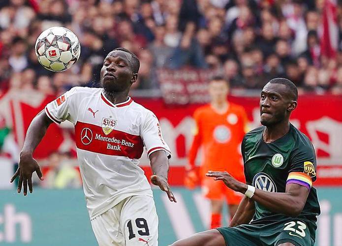 关于美因茨客场险胜，客场优势显著的信息