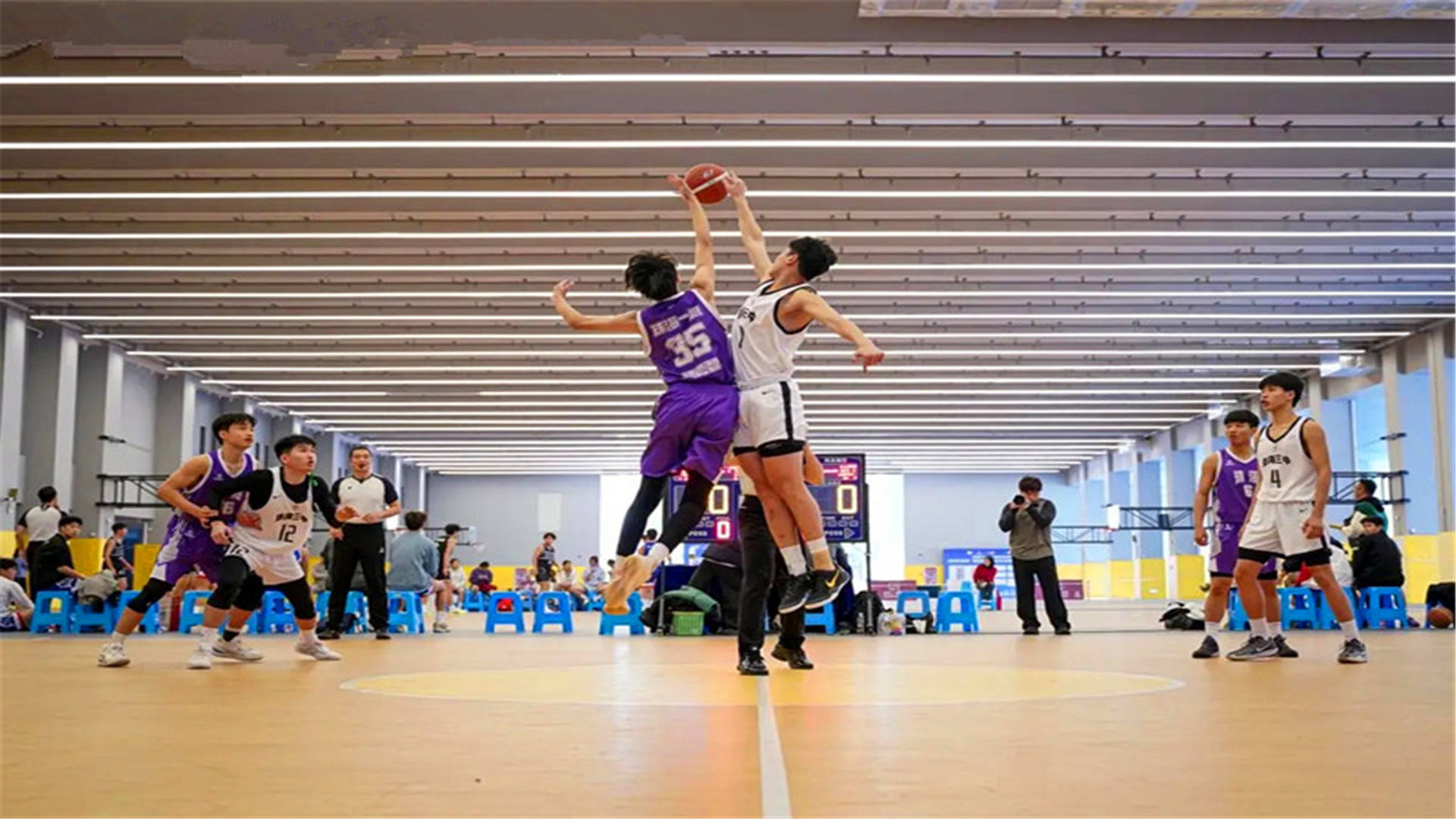 关于安科纳球员表现稳定，或成球队未来重心的信息