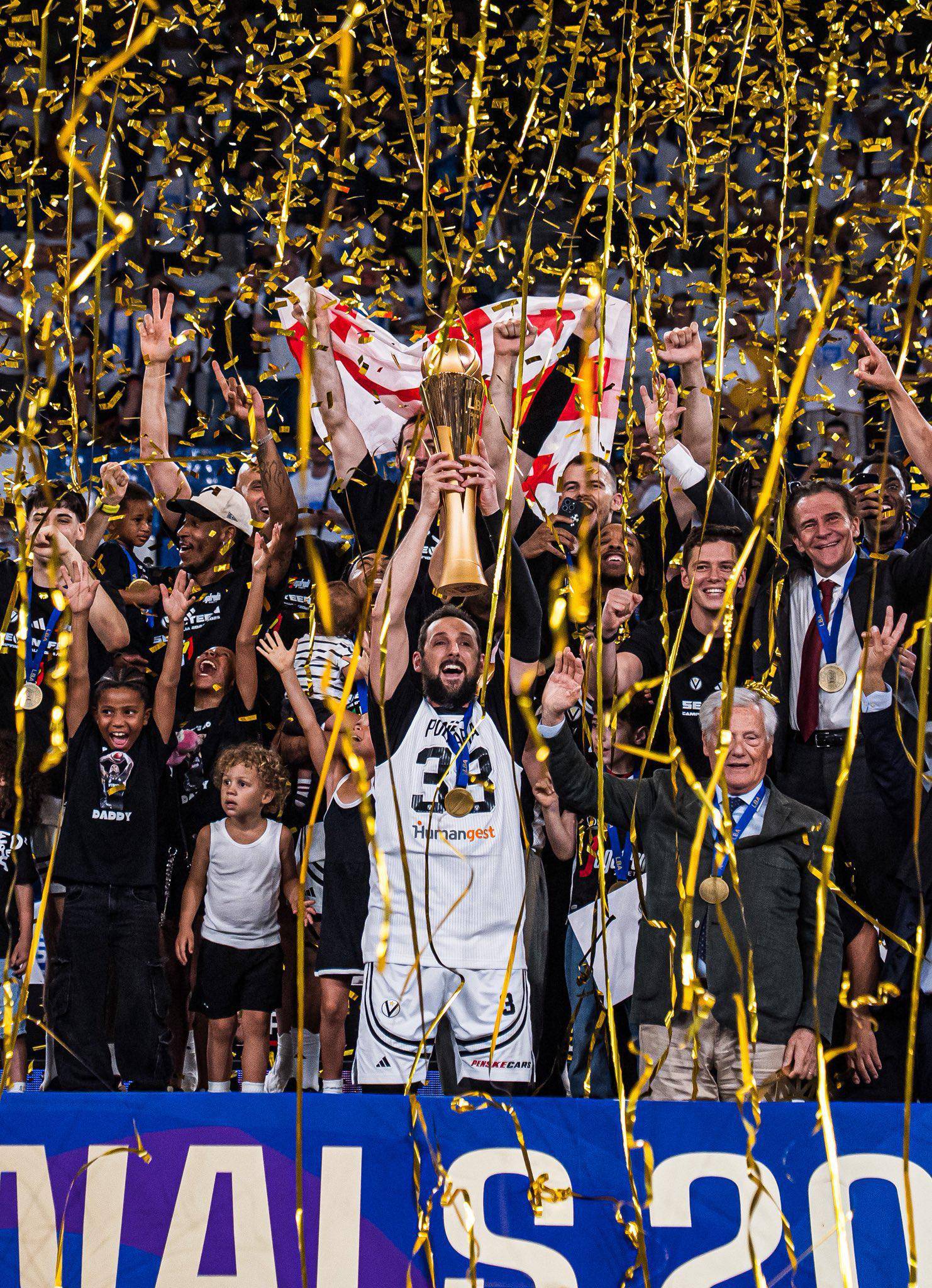 马刺队老将因伤无缘下场，中场补位新秀上位