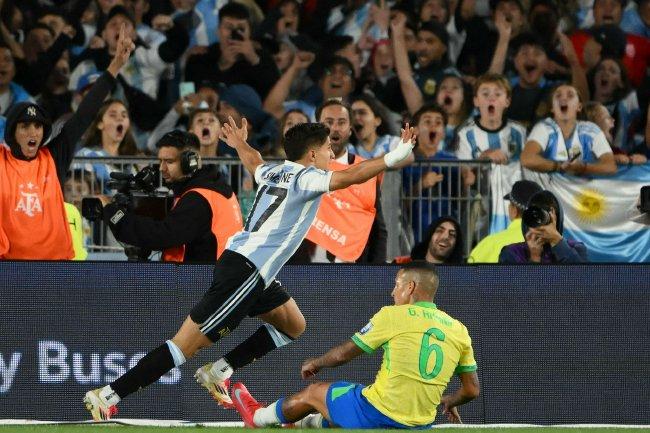 世俱杯分组-巴西队击败挑战，成功晋级女足世界杯半决赛的简单介绍