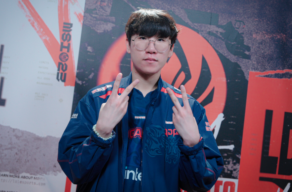 TES力克SHR，Ruler操刀奇招英雄翻盘鏖战多局淘汰赛，引爆全场热议