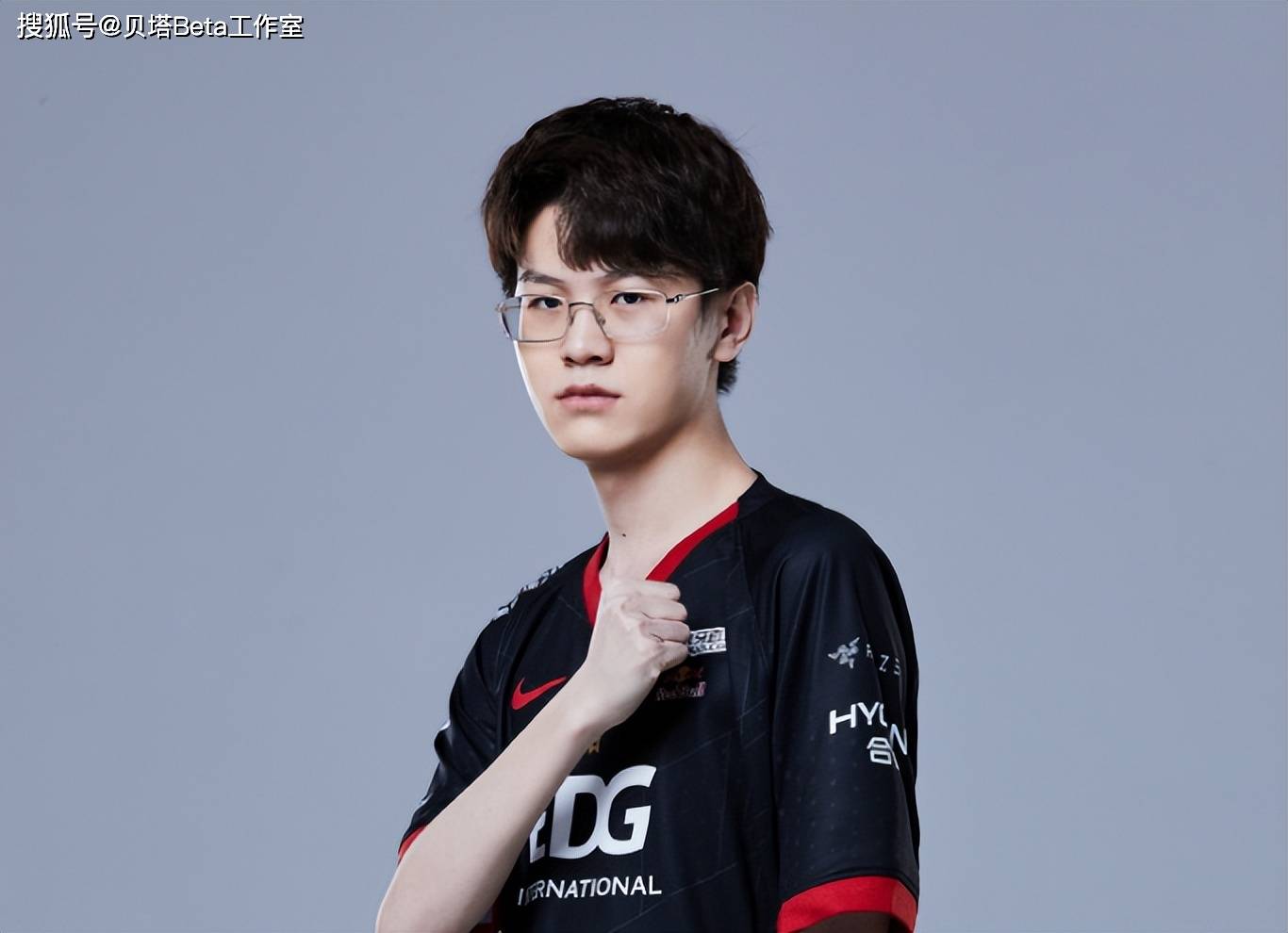 V5血洗RNG，Meiko关键团战开团秒人宿敌对决四强赛，点燃全场激情