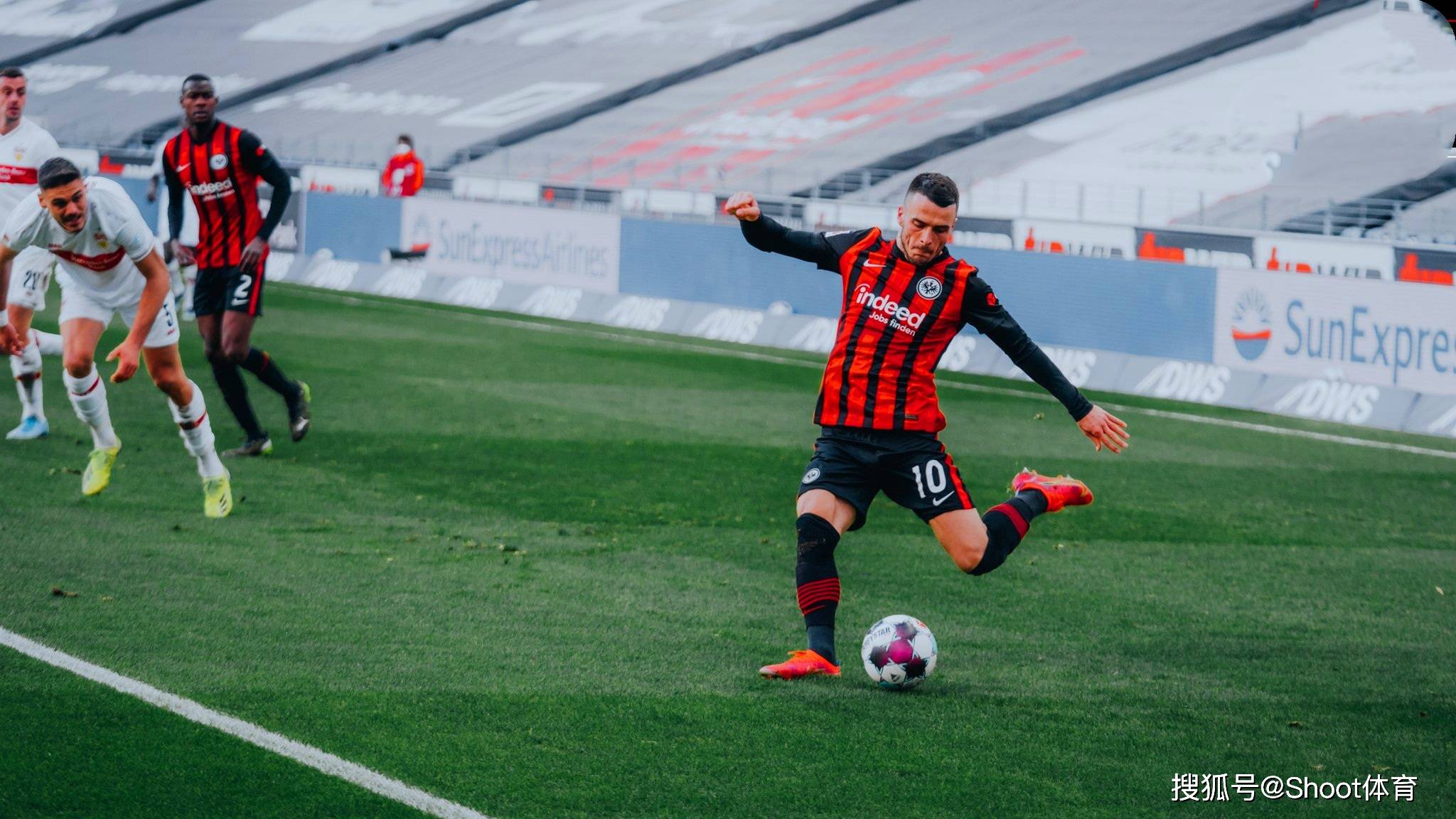 世俱杯决赛-包含荷兰险胜莱比锡红牛，楚阿梅尼状态火热的词条