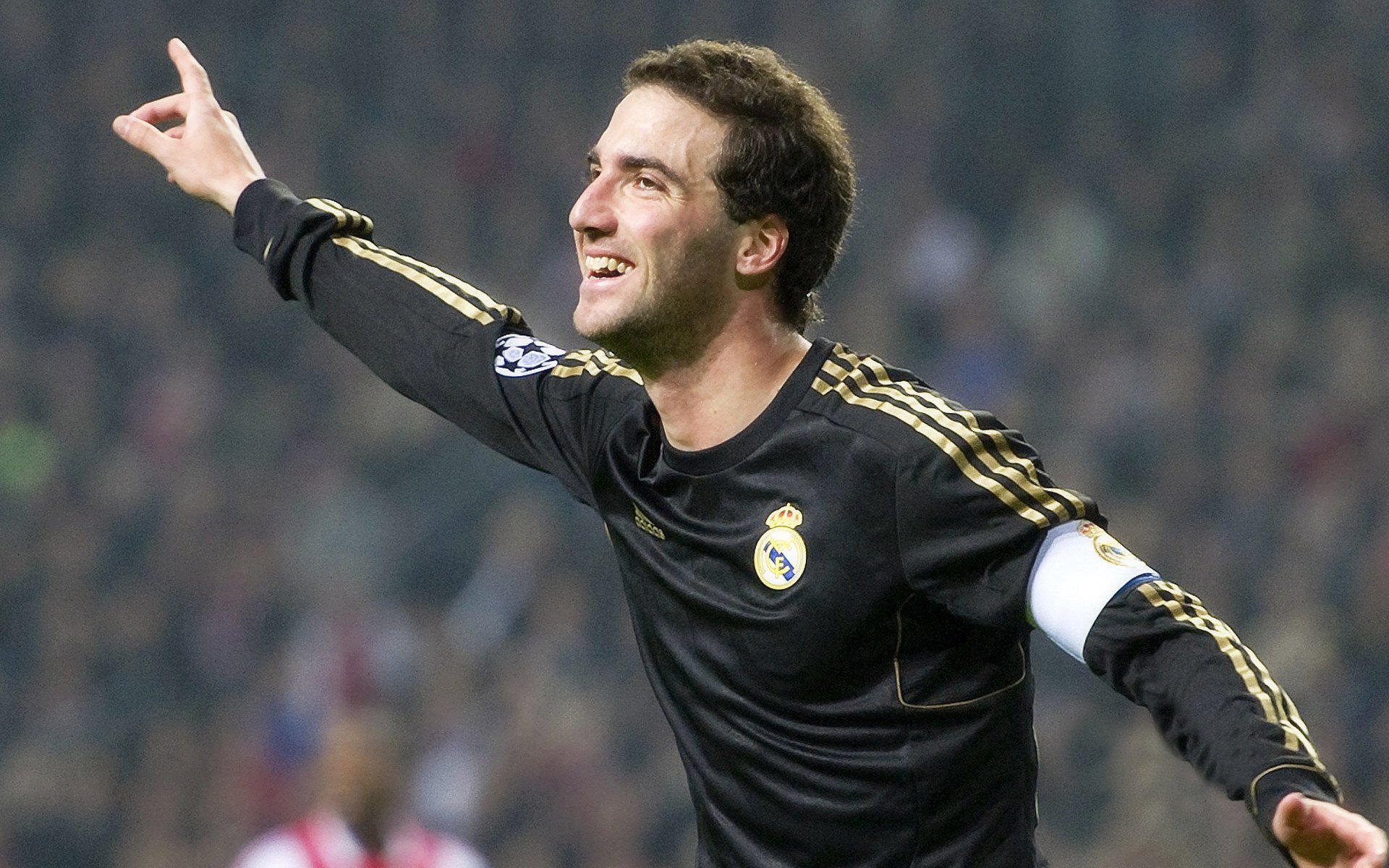 曼城改写剧本，孔德惊艳四座导演史诗逆转